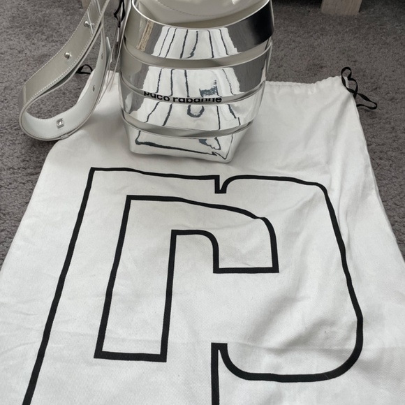 PACO RABANNE Silver Metallic Mirror Cage Faux Leather Large Bucket Bag - Picture 2 of 15